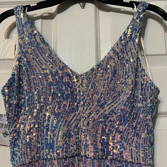 Nightway Formal Dress - Picture 4 of 10